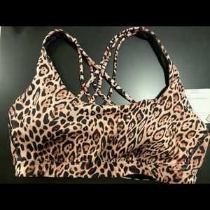 NWT New Victoria’s Secret Leopard Print Sports Bra Large